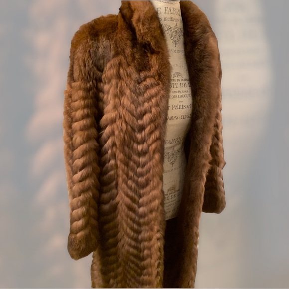 Vintage Full Length Opossum Chevron Pattern Fur Coat - Picture 9 of 14